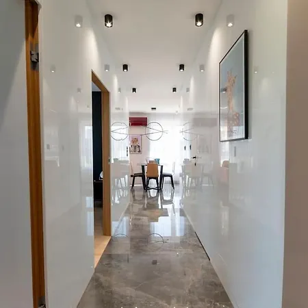 Koral - Kompozytorow Polskich 7 アパート